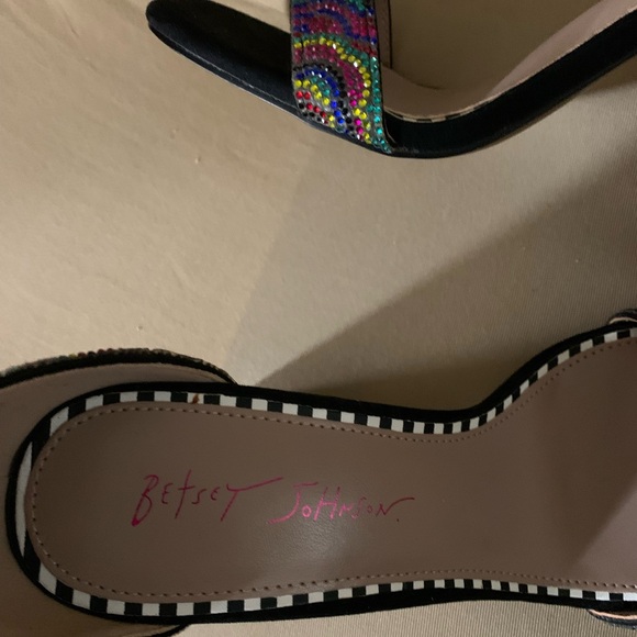 betsey johnson sandals multi color stone new - Picture 3 of 7